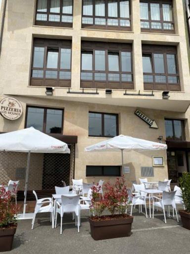 Hotel Los Molinos リャネス エクステリア 写真